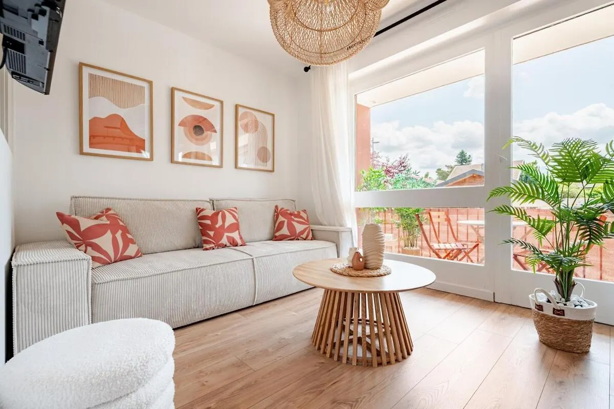 Escapade Cocooning Aux Portes De Geneve Et Du Lac Leman Douvaine Apartman